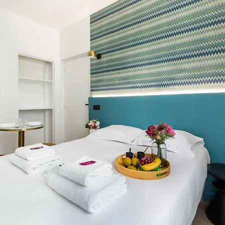 Saint Charles Expo Apartment *