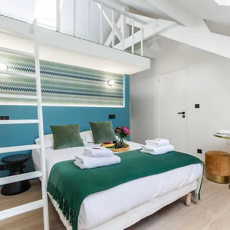 Saint Charles Expo Apartment *